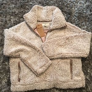 Wubby quarter zip pull over